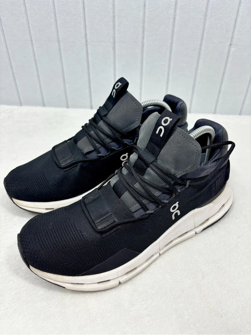 On Running Cloudnova 26.99116 Black Athletic Sneakers size 9.5
